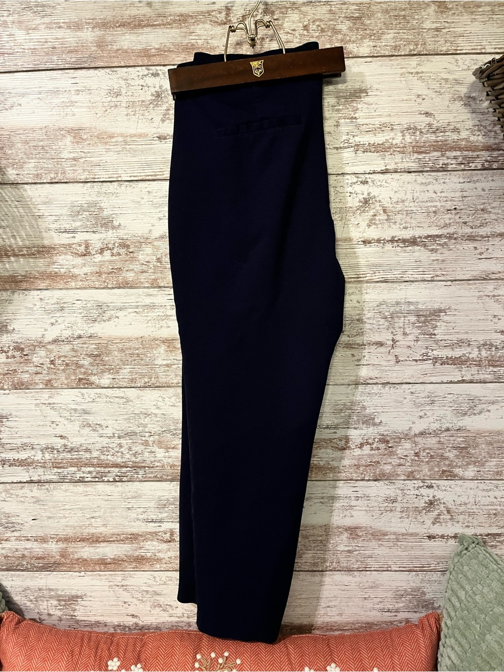 Liverpool Straight-Leg Pants in Navy